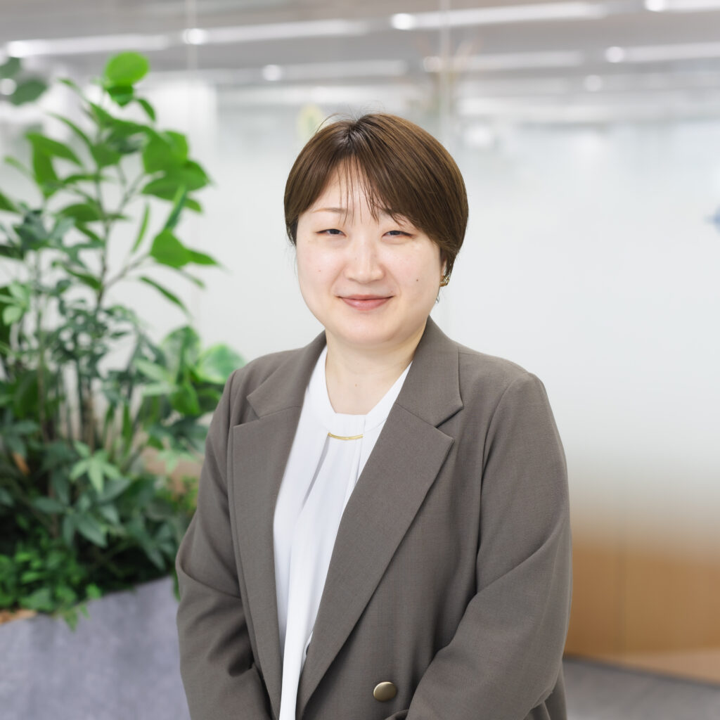 Ayumi.M